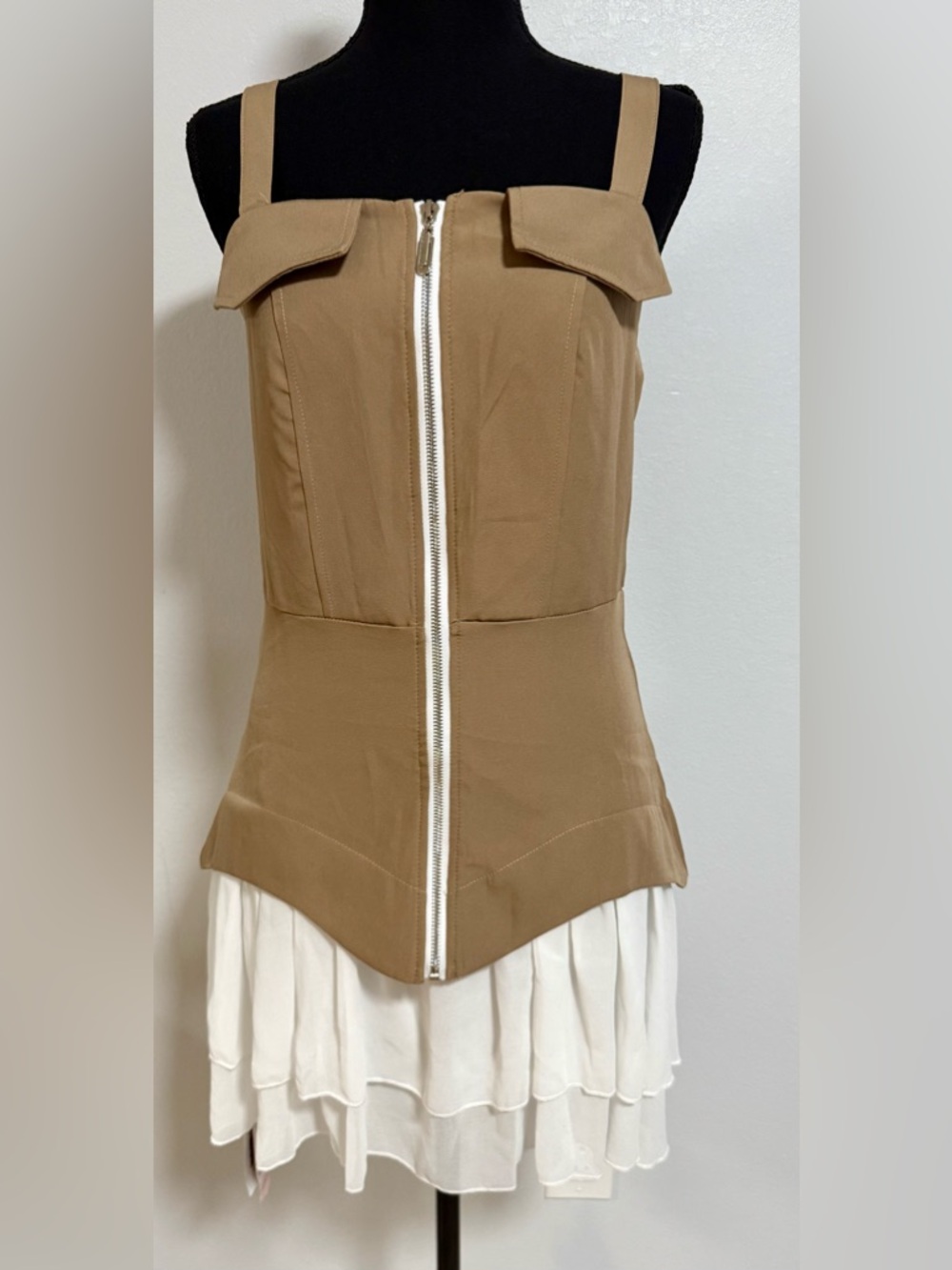 Women’s Beige Corset Mini Dress Zip Front Ruffle Hem Strappy S/M Bodycon - Picture 3 of 5